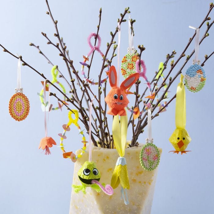 Décorations de Pâques aux couleurs printanières