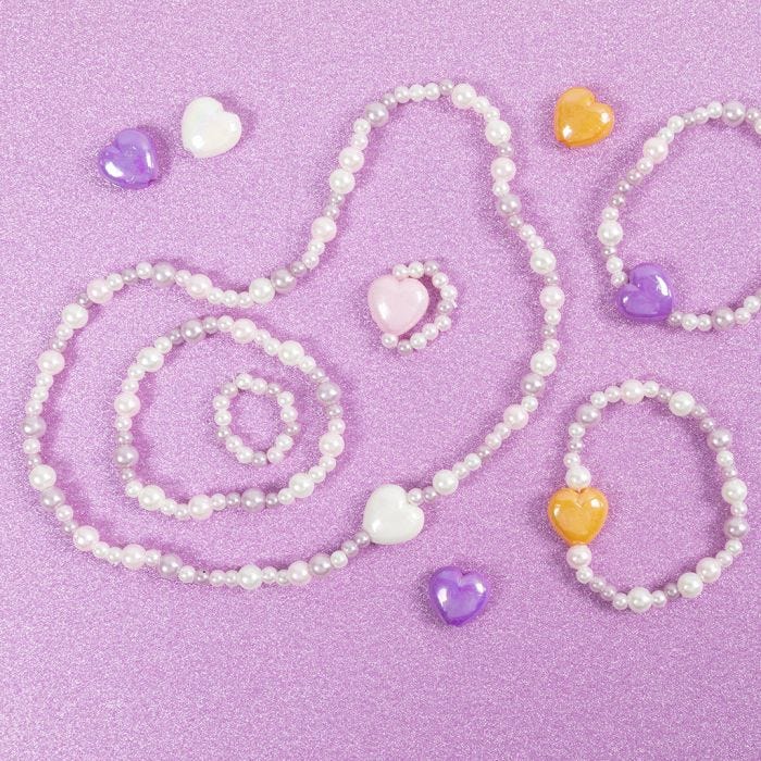 Bijoux en bois et perles de cire