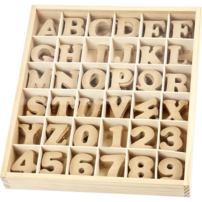 Chiffres &amp; Lettres, H : 4 cm, ép. 2,5 mm, 288 pièces/ 1 Pq.