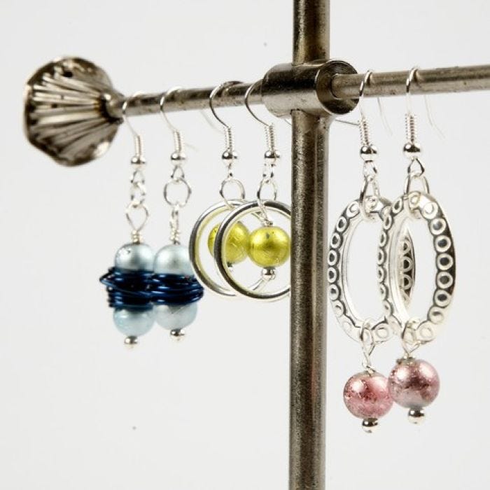 Bracelets and chains with wire beads