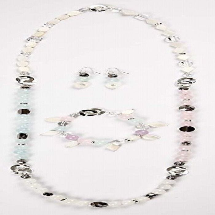 Linked necklace and bracelet