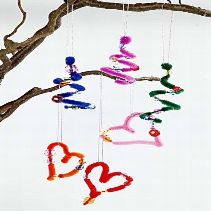 Pipe Cleaner Hanging Decorations