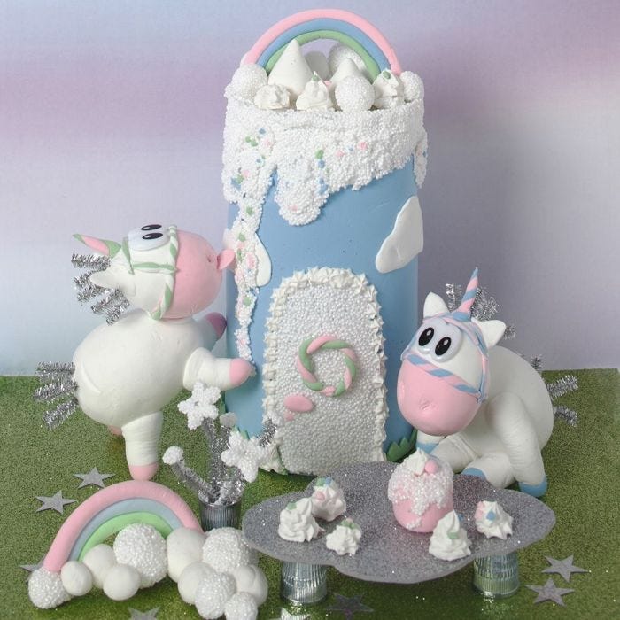 Une licorne et un château en pâte Silk Clay