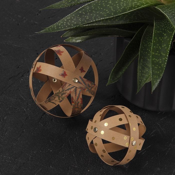 Decorative Faux Leather Paper Baubles