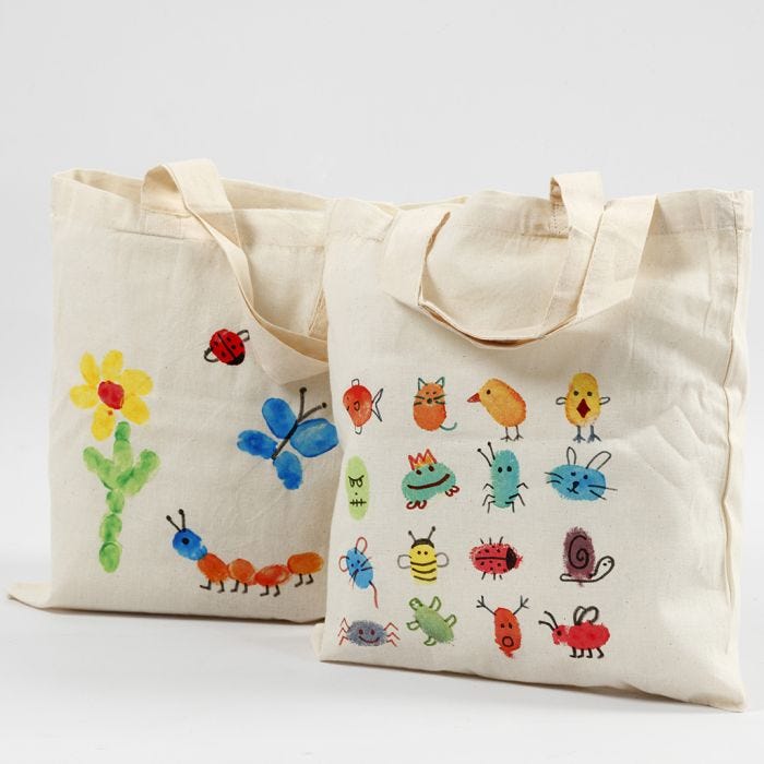 A shopping bag decorated with finger paint for fabric