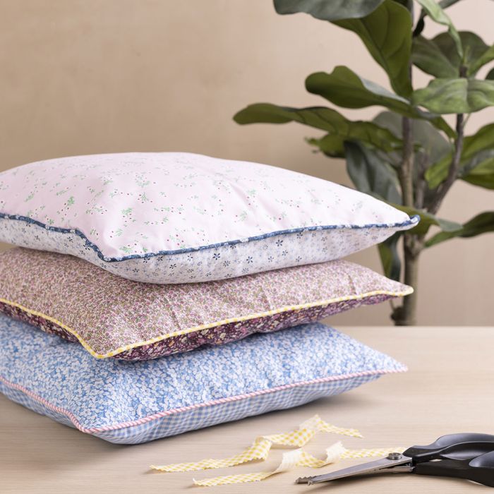 Coudre un coussin avec un passepoil