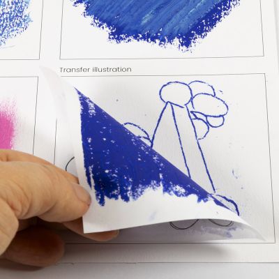 Zo brengt u een ontwerp met oliepastel over