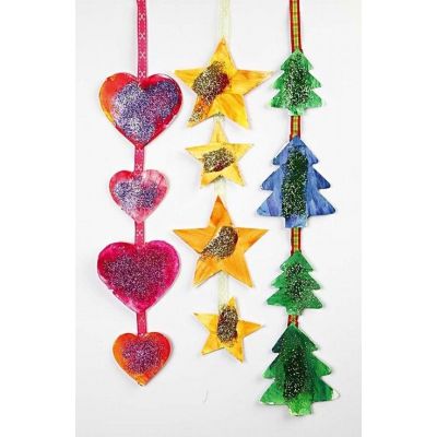 Hanging Christmas Decorations for the Window