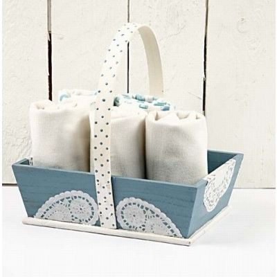 Basket with a handle