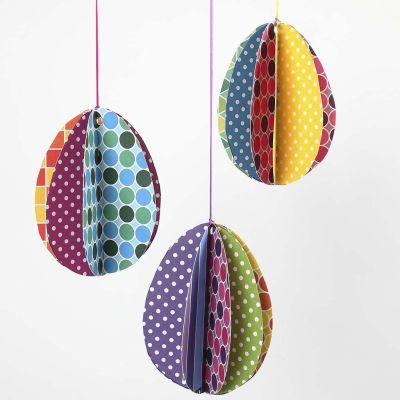 Œufs réalisés en papier cartonné Colorbar