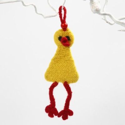  Un poussin de Pâques tricoté et feutré pour suspendre