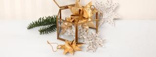 Papieren decoraties en papieren figuren